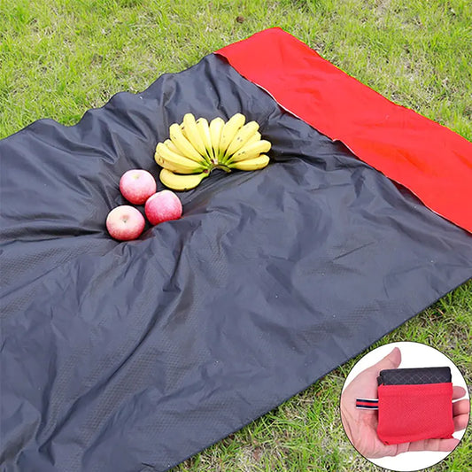 Innovative Waterproof Pocket Beach Picnic Mat
